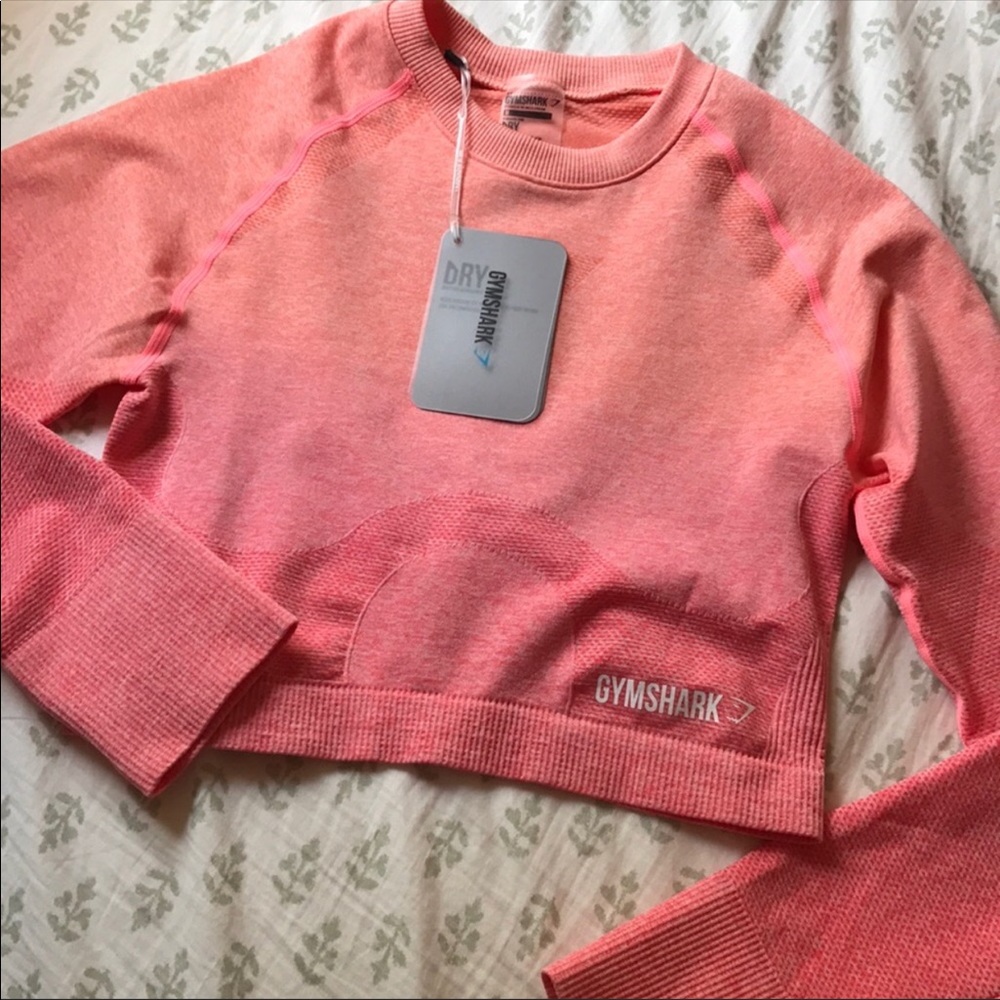 Coral ombré seamless crop top